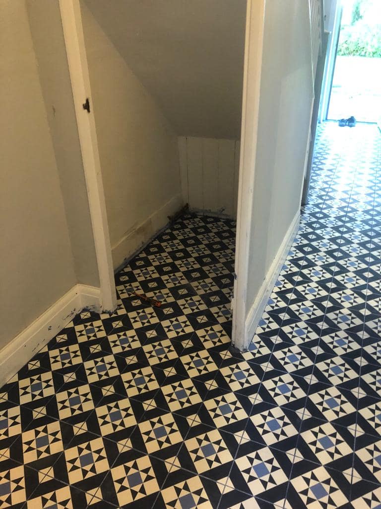 Tiled hall floor: View 3